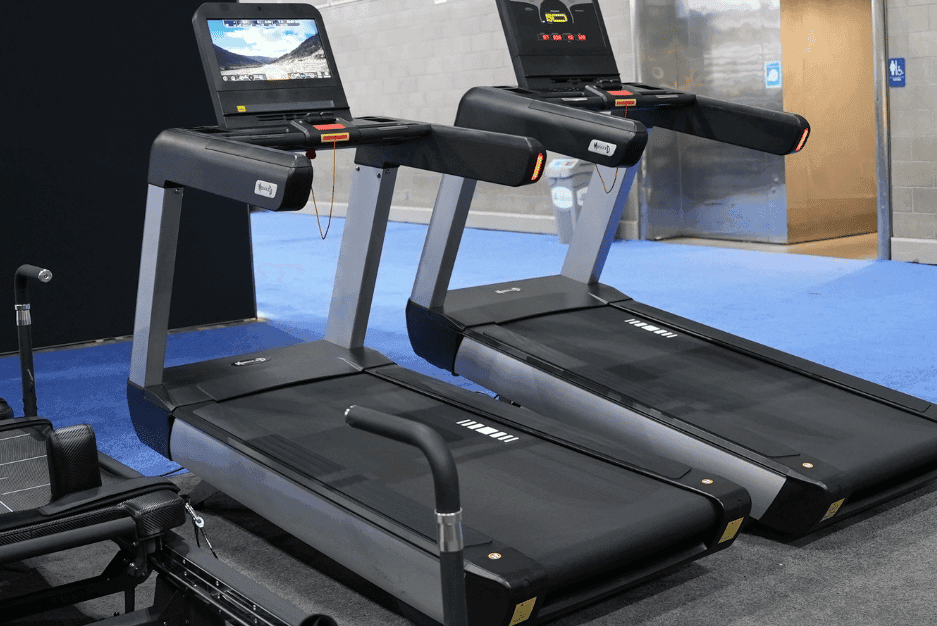 V2 Touch Screen Commercial Treadmill - Muscle D Fitness - Upgraded Touch Screen Commercial Treadmill - Machine Horizon