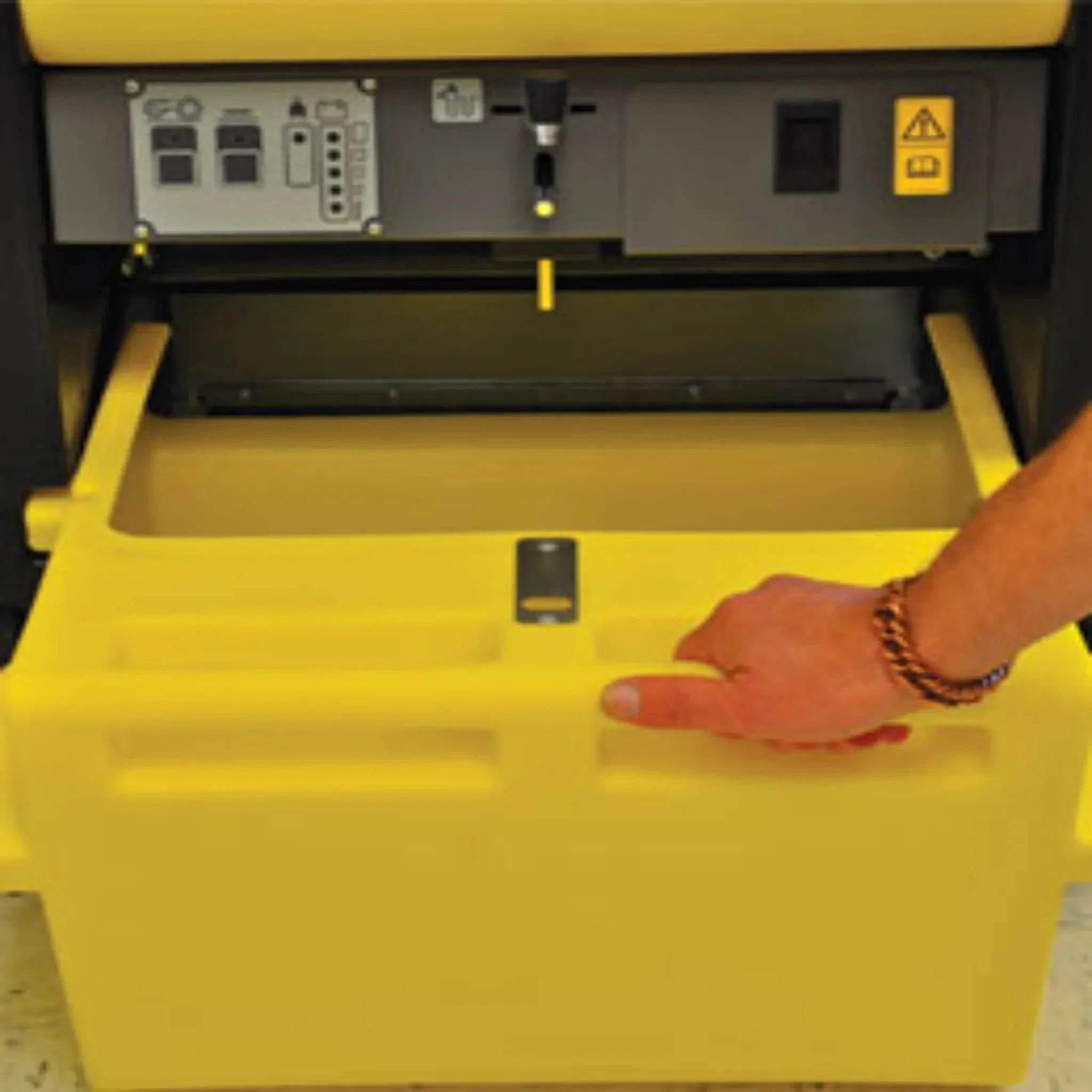 Tornado SWB 26/8 Battery Sweeper - Machine Horizon Tornado SWB 26/8 Battery Sweeper - Machine Horizon