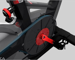 Life Fitness IC6 Indoor Cycle - Adjustable Handle Bars and Seat - Digital Display - Drink Bottle Holders - Machine Horizon