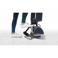 NaceCare 18″ Ultra Compact Scrubber – 1 NX1K Battery + NyloScrub Brush - Machine Horizon