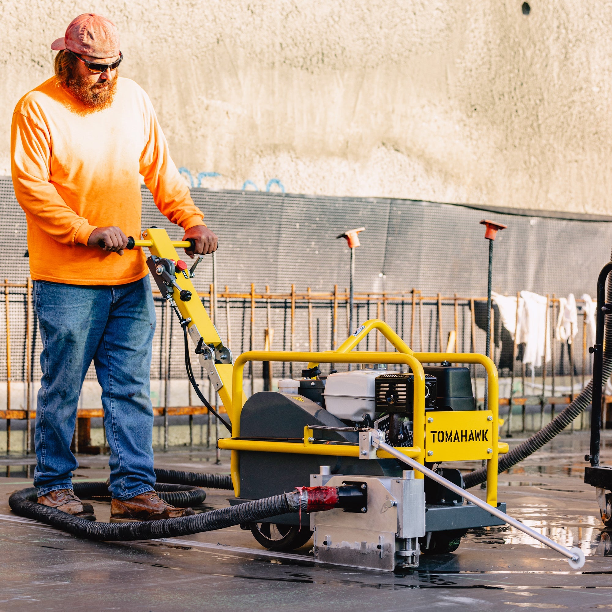 Tomahawk 10" Early Entry Green Concrete Saw with 13 HP Honda GX390 Engine - Machine Horizon Tomahawk 10" Early Entry Green Concrete Saw with 13 HP Honda GX390 Engine - Machine Horizon