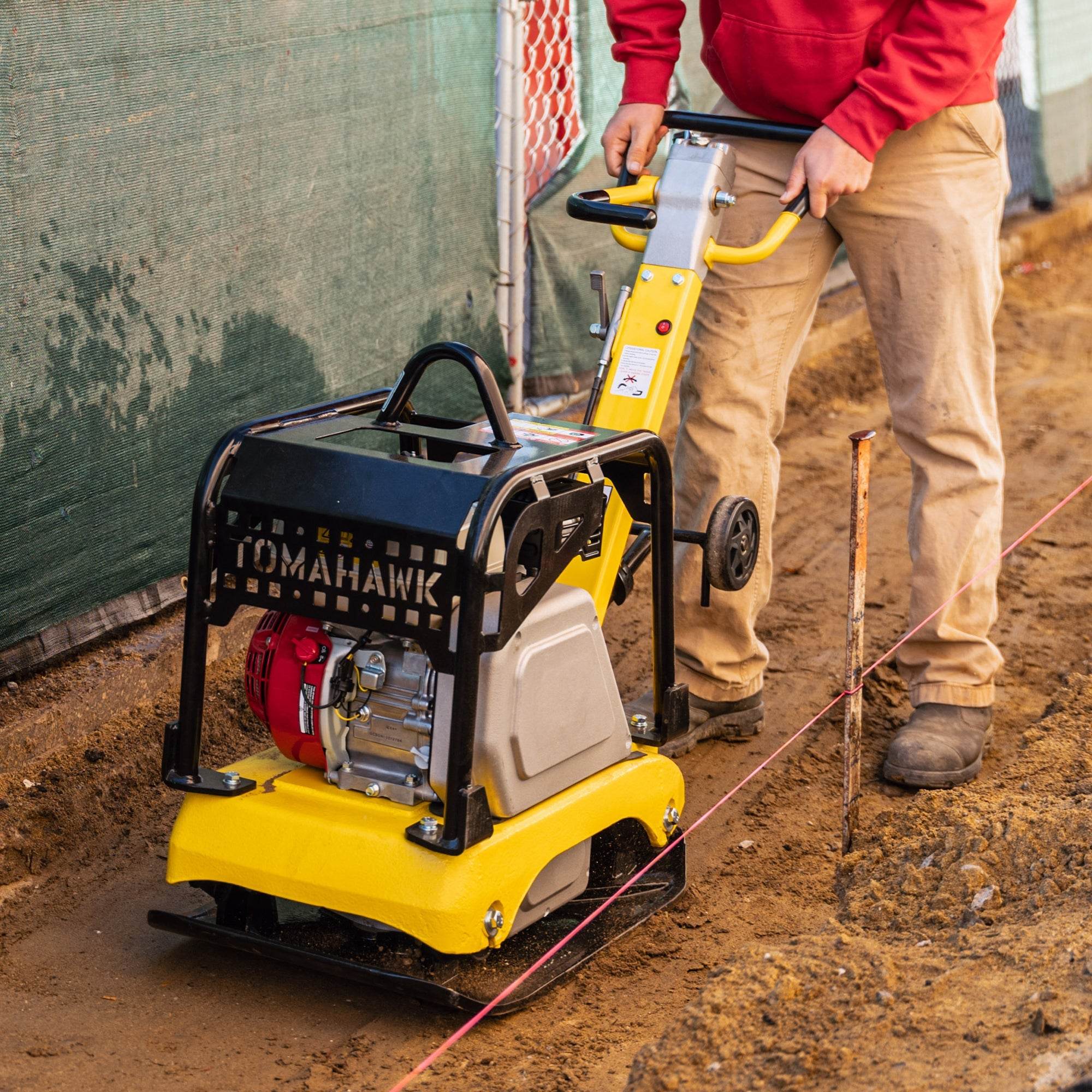 Tomahawk 6.5 HP Honda Reverse Hydraulic Plate Compactor for Soil, Aggregate, Cohesive Compaction - Machine Horizon Tomahawk 6.5 HP Honda Reverse Hydraulic Plate Compactor for Soil, Aggregate, Cohesive Compaction - Machine Horizon