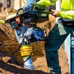 Tomahawk 2.4 HP Battery Powered Vibratory Rammer Tamper Compactor with Honda GXE2.0S Motor
