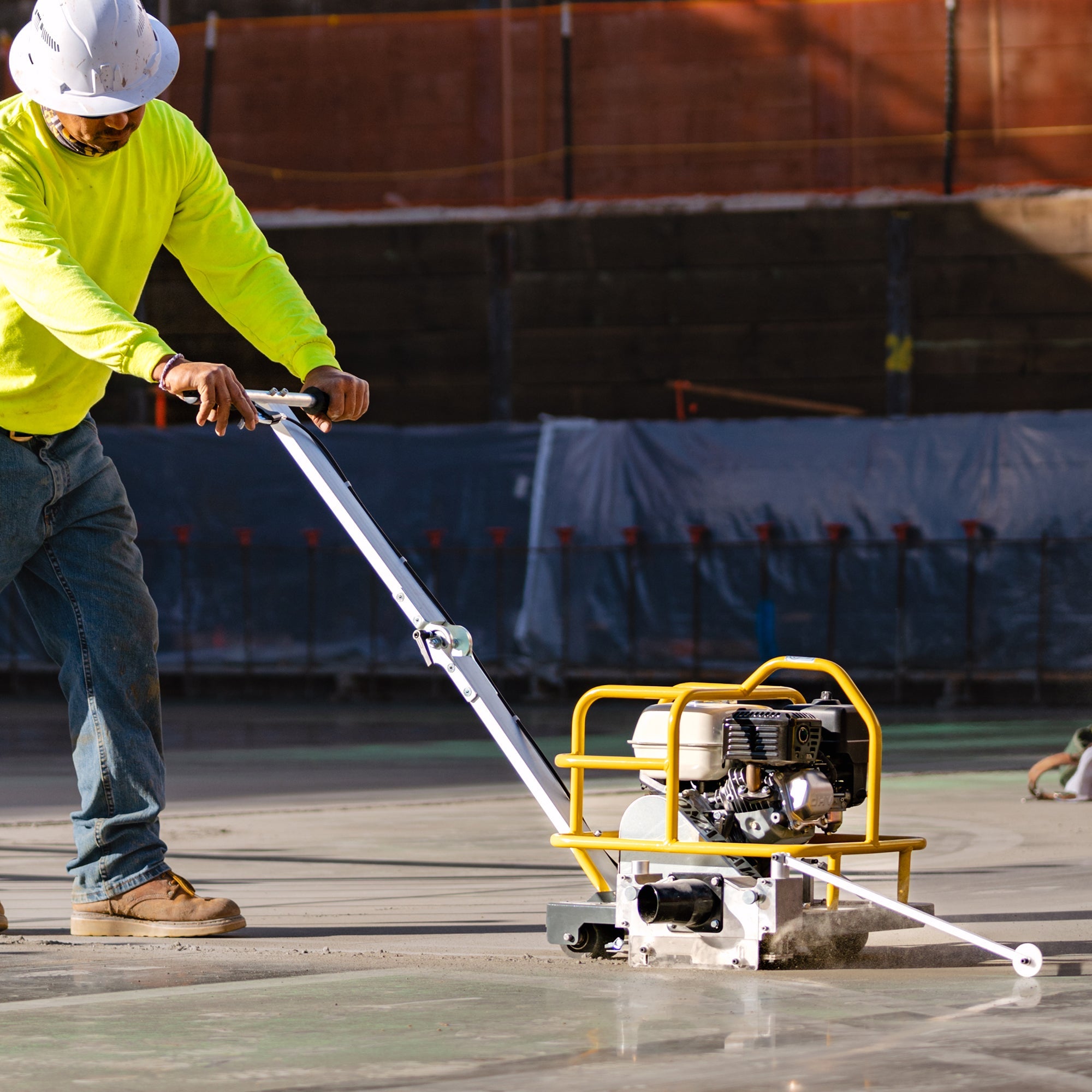 Tomahawk 6" Early Entry Green Concrete Saw with 3.5 HP Honda GX120 Engine - Machine Horizon Tomahawk 6" Early Entry Green Concrete Saw with 3.5 HP Honda GX120 Engine - Machine Horizon