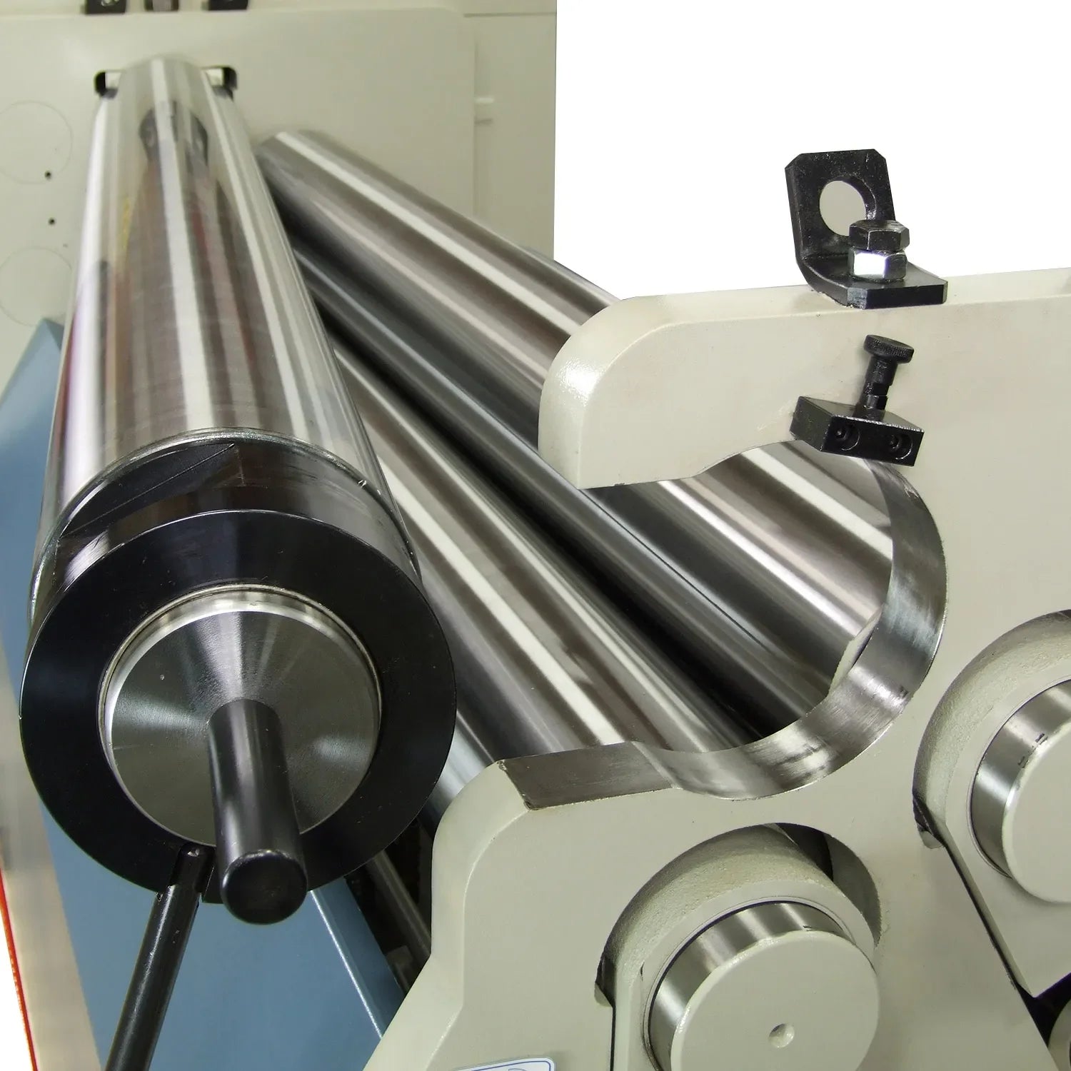 Baileigh PR-609, 220V 3Phase Hydraulic Plate Roll. 6 ft. Length 9 Gauge Mild Steel Capacity 1006577