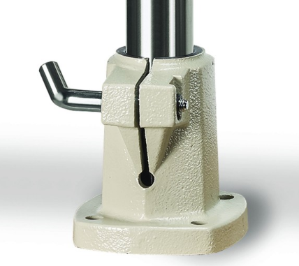 Baileigh PF-1850; 220V 1? 1/4HP 4 Speed Gear Driven Power Feeder 1017830