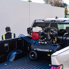 Tomahawk 20 Gallon Portable Air Compressor 6.5HP Honda GX200 Engine Horizontal Tank 13.5 CFM @ 90 PSI Gas-Powered