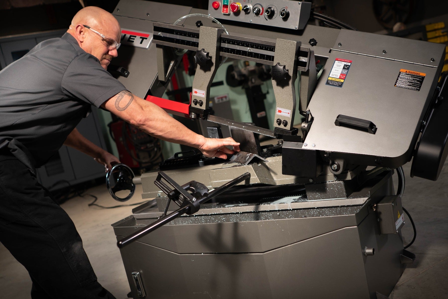 Jet HBS-916EVS, 9 in. x 16 in. EVS Horizontal Bandsaw CSA Approved 1-1/2HP, 115V, Single Ph 424469