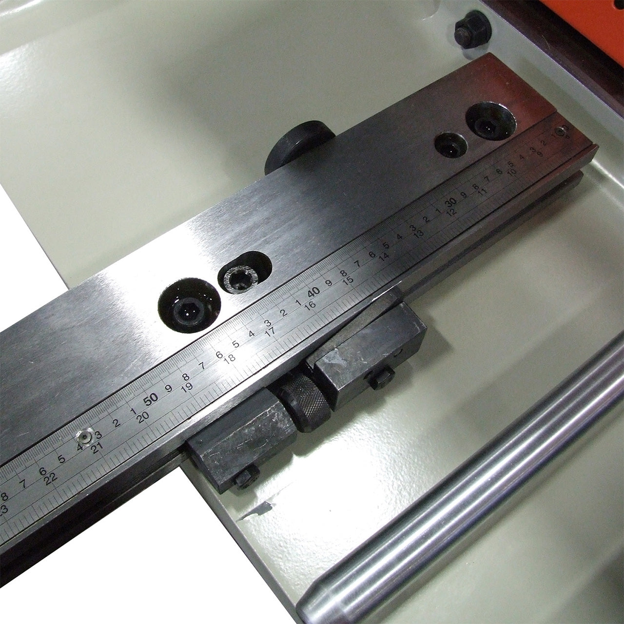 Baileigh SH-70250-HD Heavy Duty Hydraulic Sheet Metal Shear, 1/4" x 96" - BA9-1007179