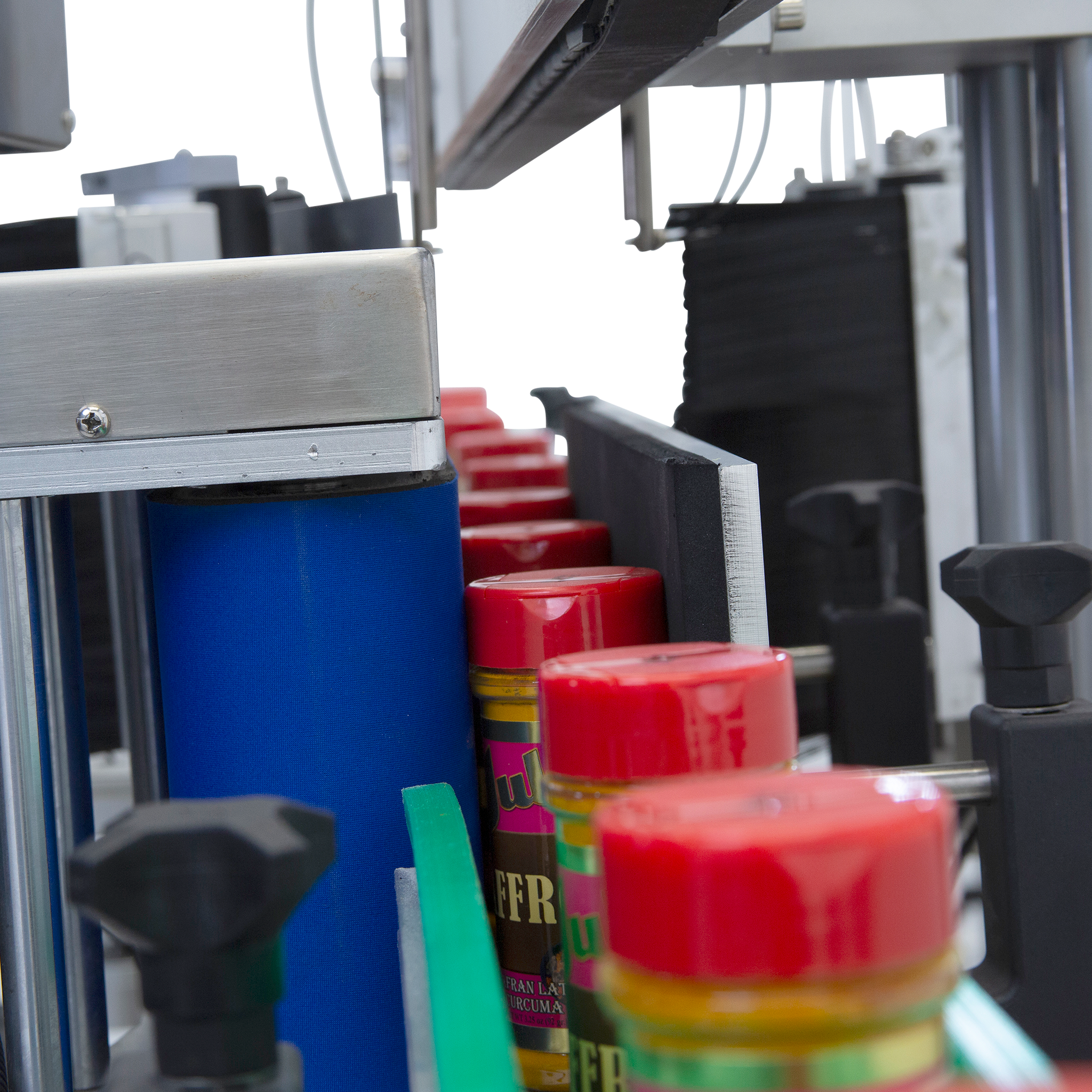 Jores Technologies Dual Automatic Label Applicator for Round and Flat Containers