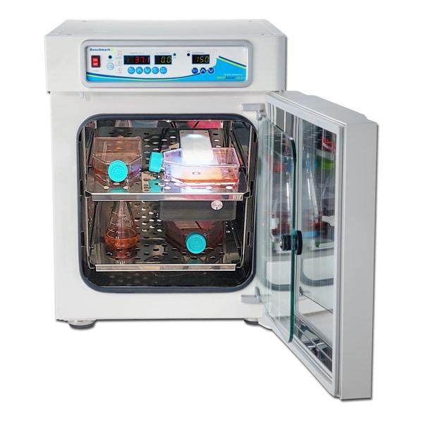 Benchmark Scientific H3565-45 SURETHERM CO₂ INCUBATOR 45 LITER, WITH TWO SHELVES - Machine Horizon