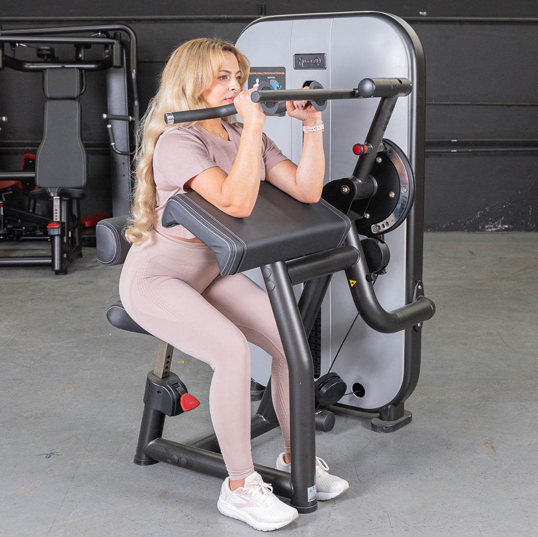 Vogue Biceps Triceps Combo | Commercial Selectorized Machine - Machine Horizon